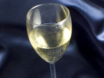 יינות לבנים: לצד סלטים ומנות אסייתיות
