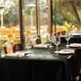 שולחן ערוך במסעדת באבא יאגה
