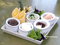 מונטיליו. לקבל את השנה החדשה בחורשת זיתים