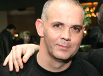 דודו אוטמזין מרשת הקונדיטוריות דודו אוטמזגין