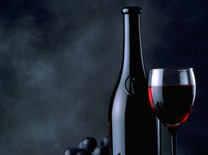 אדומים קלים פירותיים ומעושנים הולכים טוב עם בשר ועוף