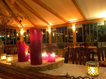 נרות משלימים את האווירה