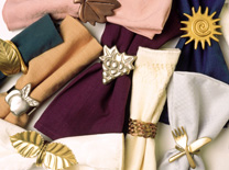 מפיות צבעוניות יוסיפו הרבה שמחה לשולחן החג שלכם