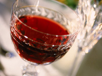 יין ישמח לבב אדם