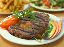 סטייק פילה בקר בתפוחי עץ