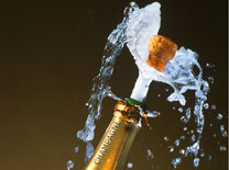 באדורה תמזג שמפניה בחצות