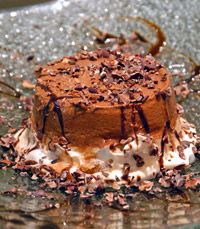 עוגת שוקולד עם לבה חמה עם מילוי מתוק