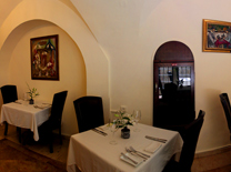 השולחן מחכה