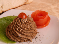 קונים אוכל מוכן לארוחת החג