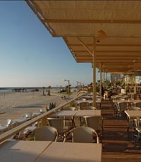 ים 7 - מסעדת חוף בהרצליה