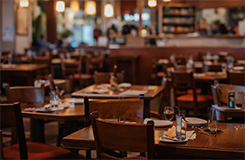 אחרי הסרוויס: מסעדה שקטה והשאלות שנשארות