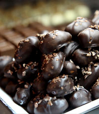 להתלכלך יחדיו בשוקולד