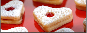 עוגיות בצורת לב, במילוי ריבת תות 